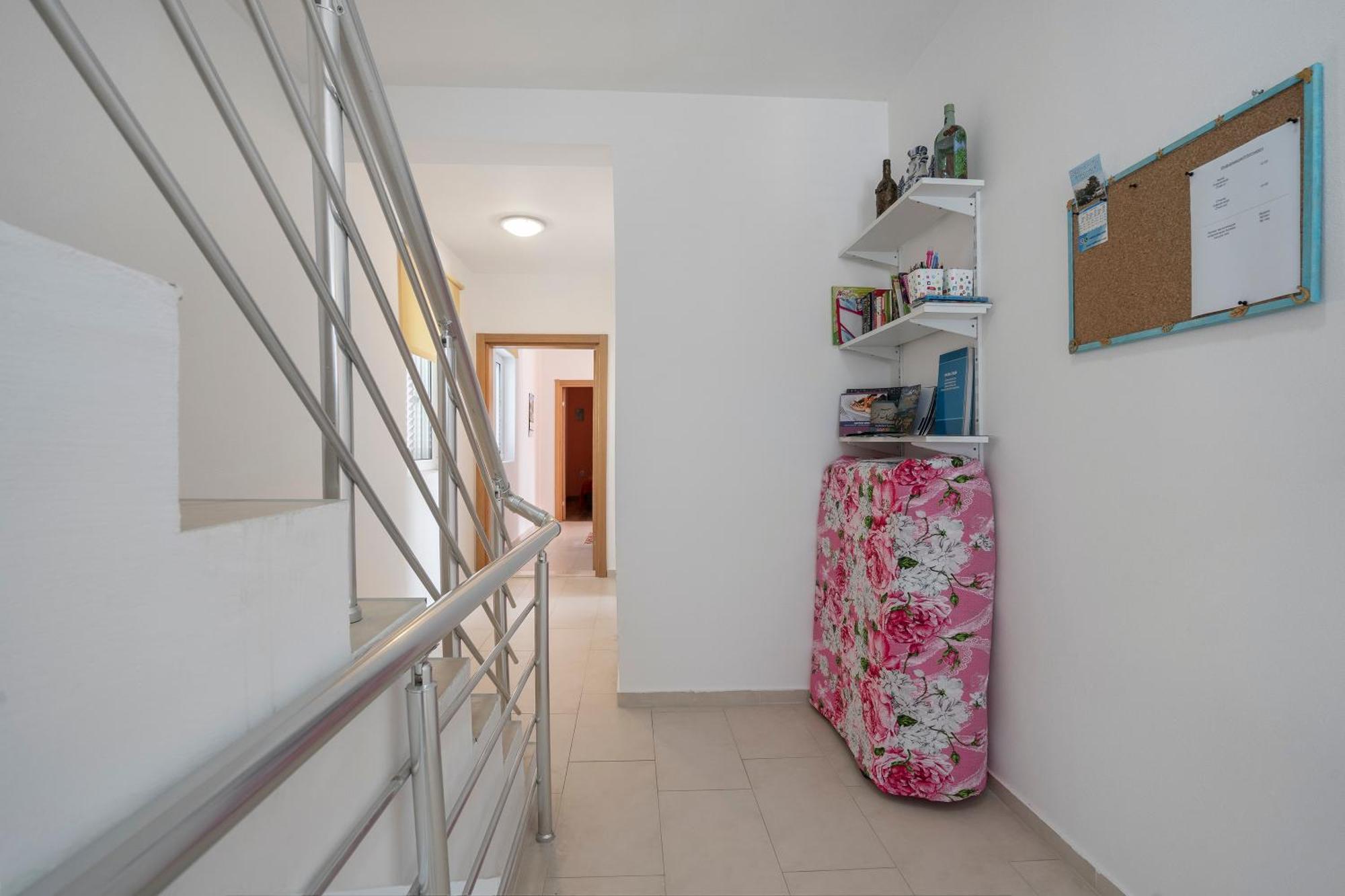 Apartments Viktoria ティヴァト エクステリア 写真