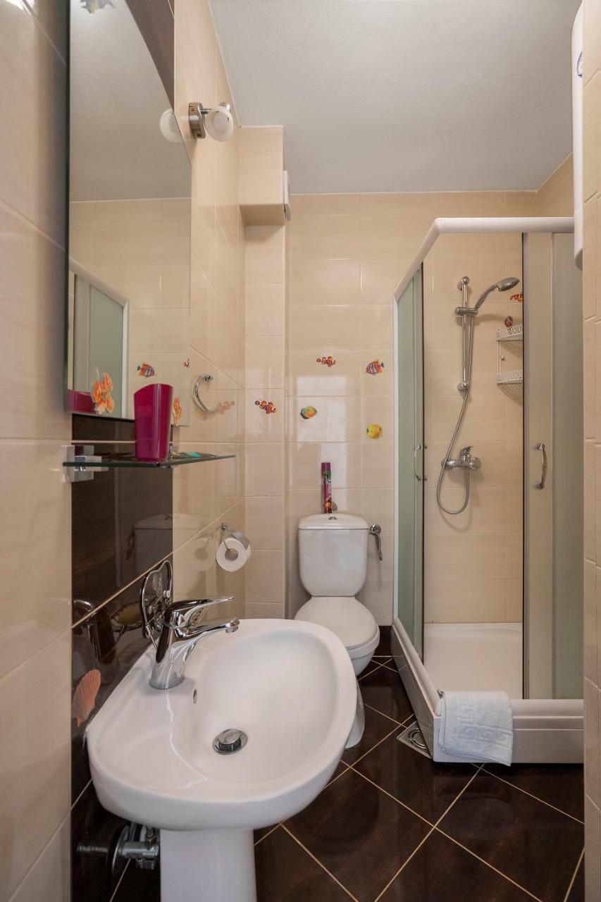 Apartments Viktoria ティヴァト 部屋 写真